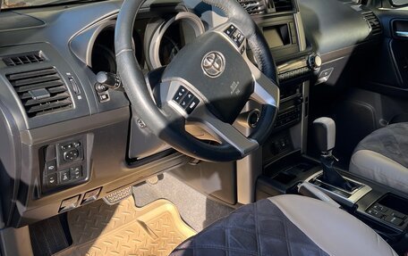 Toyota Land Cruiser Prado 150 рестайлинг 2, 2012 год, 3 600 000 рублей, 21 фотография