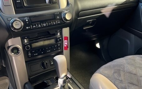 Toyota Land Cruiser Prado 150 рестайлинг 2, 2012 год, 3 600 000 рублей, 19 фотография