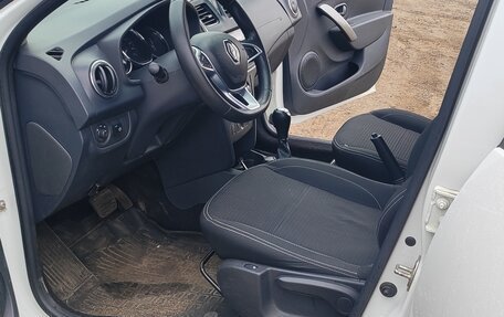 Renault Logan II, 2021 год, 599 999 рублей, 10 фотография