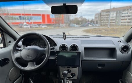 Renault Logan I, 2006 год, 220 000 рублей, 3 фотография