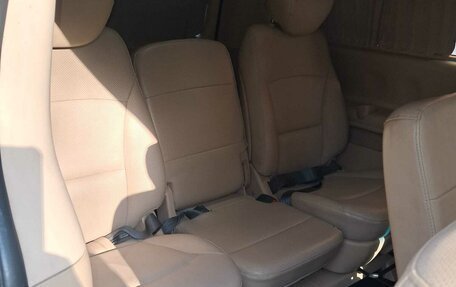 Hyundai Grand Starex Grand Starex I рестайлинг 2, 2011 год, 1 490 000 рублей, 5 фотография