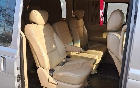 Hyundai Grand Starex Grand Starex I рестайлинг 2, 2011 год, 1 490 000 рублей, 4 фотография