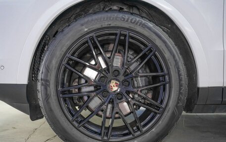 Porsche Cayenne III, 2023 год, 16 640 000 рублей, 10 фотография