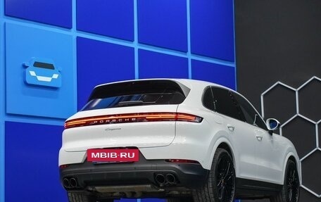 Porsche Cayenne III, 2023 год, 16 640 000 рублей, 6 фотография
