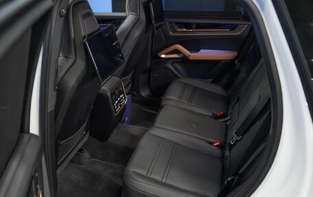 Porsche Cayenne III, 2023 год, 16 640 000 рублей, 15 фотография