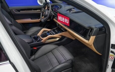 Porsche Cayenne III, 2023 год, 16 640 000 рублей, 14 фотография