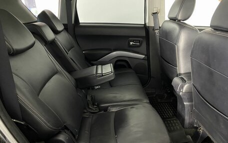Mitsubishi Outlander III рестайлинг 3, 2007 год, 890 000 рублей, 13 фотография