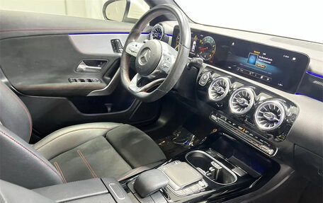 Mercedes-Benz CLA AMG, 2022 год, 5 096 704 рублей, 28 фотография