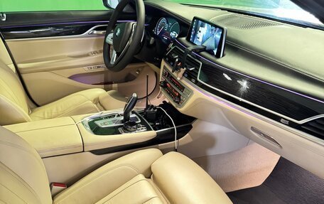 BMW 7 серия, 2017 год, 3 150 000 рублей, 6 фотография