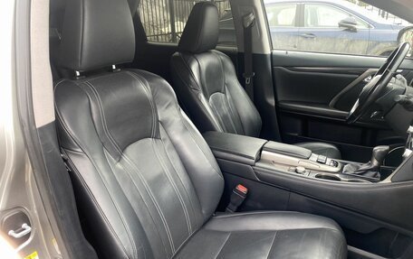 Lexus RX IV рестайлинг, 2016 год, 3 339 000 рублей, 17 фотография