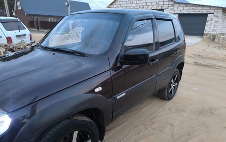 Chevrolet Niva I рестайлинг, 2014 год, 710 000 рублей, 5 фотография
