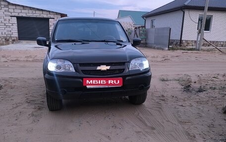 Chevrolet Niva I рестайлинг, 2014 год, 710 000 рублей, 4 фотография