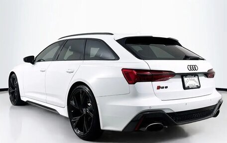 Audi RS 6, 2022 год, 14 905 000 рублей, 5 фотография