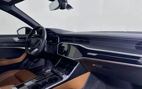 Audi RS 6, 2022 год, 14 905 000 рублей, 34 фотография