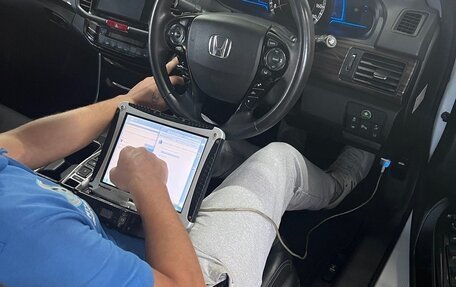 Honda Accord IX рестайлинг, 2017 год, 2 690 000 рублей, 13 фотография
