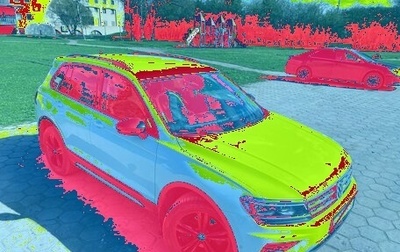 Volkswagen Tiguan II, 2019 год, 2 800 000 рублей, 1 фотография