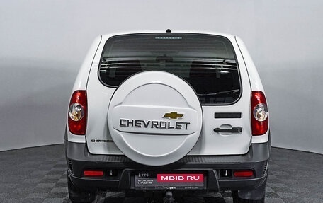 Chevrolet Niva I рестайлинг, 2016 год, 750 000 рублей, 10 фотография