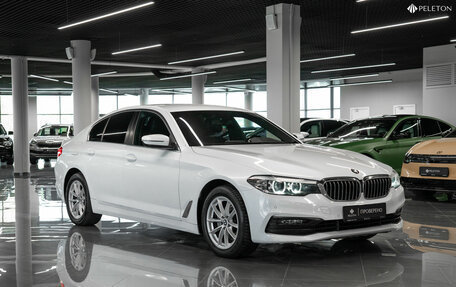BMW 5 серия, 2019 год, 2 840 000 рублей, 2 фотография