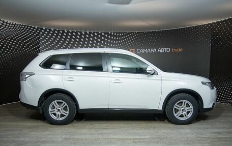 Mitsubishi Outlander III рестайлинг 3, 2014 год, 1 298 000 рублей, 5 фотография