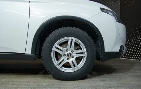 Mitsubishi Outlander III рестайлинг 3, 2014 год, 1 298 000 рублей, 9 фотография