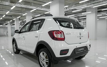 Renault Sandero II рестайлинг, 2018 год, 1 199 000 рублей, 3 фотография