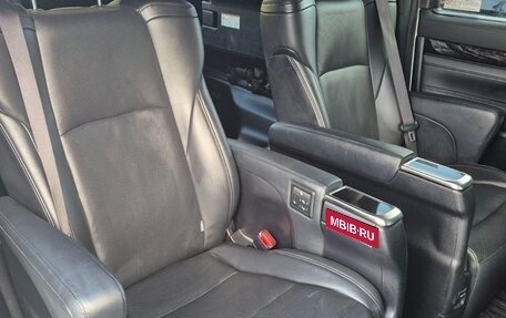 Toyota Vellfire II, 2018 год, 4 150 000 рублей, 9 фотография