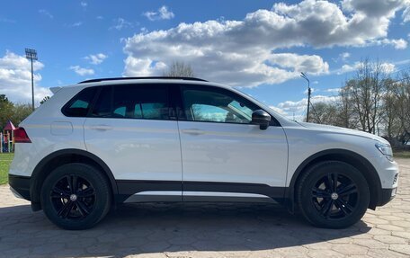 Volkswagen Tiguan II, 2019 год, 2 800 000 рублей, 5 фотография