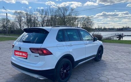Volkswagen Tiguan II, 2019 год, 2 800 000 рублей, 8 фотография