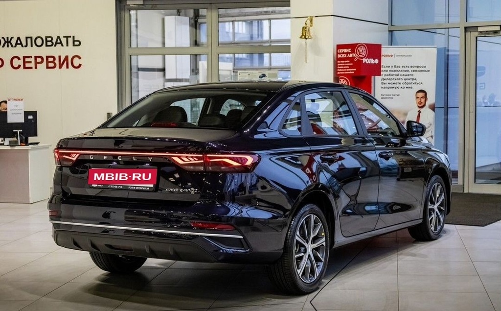 Geely Emgrand, 2024 год, 2 363 990 рублей, 5 фотография