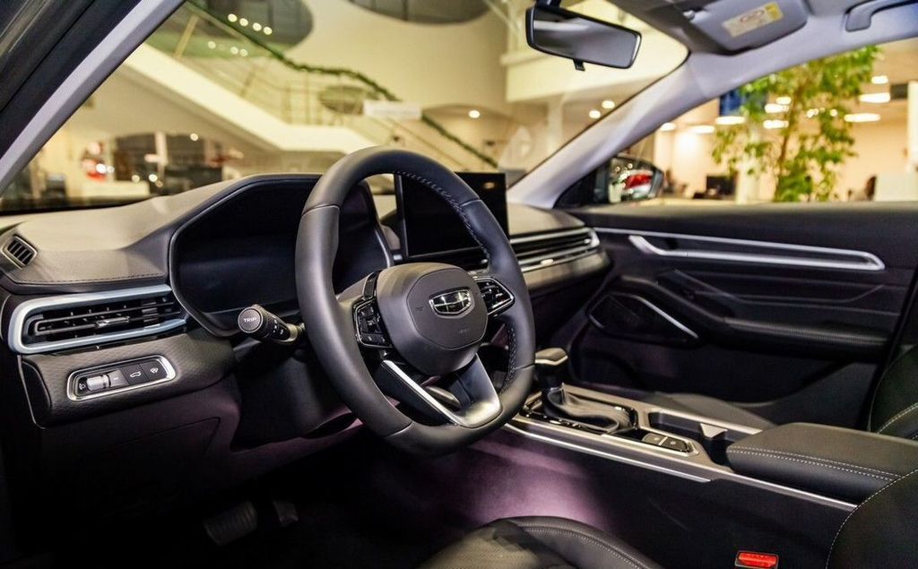 Geely Emgrand, 2024 год, 2 363 990 рублей, 11 фотография