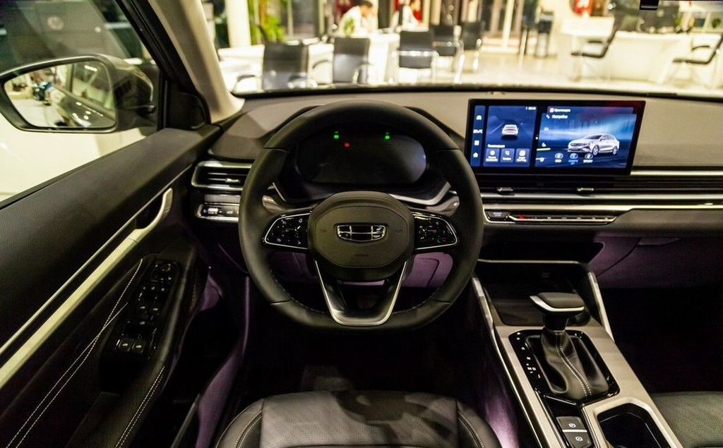 Geely Emgrand, 2024 год, 2 363 990 рублей, 12 фотография