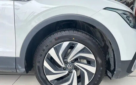 Volkswagen Tiguan II, 2022 год, 2 418 000 рублей, 6 фотография