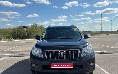 Toyota Land Cruiser Prado 150 рестайлинг 2, 2011 год, 2 650 000 рублей, 1 фотография