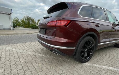Volkswagen Touareg III, 2022 год, 6 400 000 рублей, 6 фотография