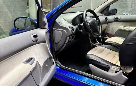 Peugeot 206, 2003 год, 340 000 рублей, 16 фотография