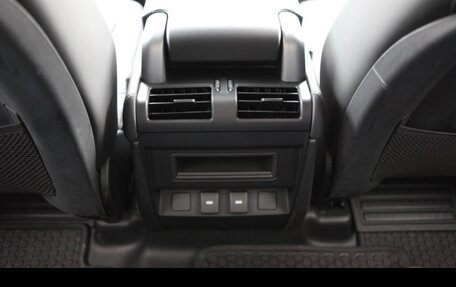 Land Rover Defender II, 2023 год, 9 000 000 рублей, 15 фотография