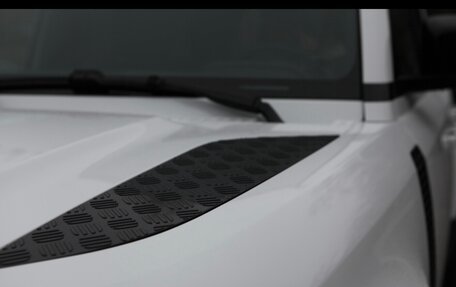 Land Rover Defender II, 2023 год, 9 000 000 рублей, 9 фотография