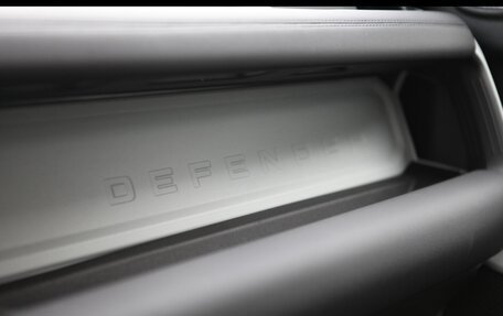Land Rover Defender II, 2023 год, 9 000 000 рублей, 21 фотография
