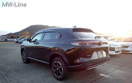 Honda Vezel, 2021 год, 2 800 000 рублей, 3 фотография