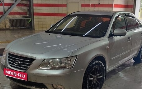 Hyundai Sonata VI, 2010 год, 800 000 рублей, 2 фотография