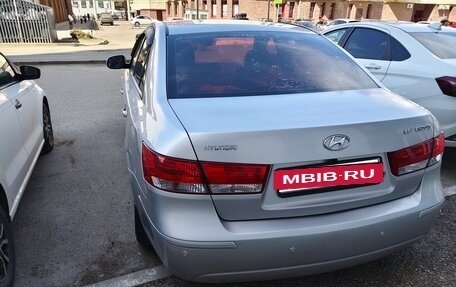 Hyundai Sonata VI, 2010 год, 800 000 рублей, 6 фотография