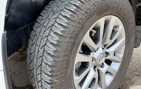 Toyota Land Cruiser Prado 150 рестайлинг 2, 2019 год, 4 850 000 рублей, 15 фотография