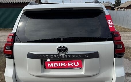 Toyota Land Cruiser Prado 150 рестайлинг 2, 2019 год, 4 850 000 рублей, 6 фотография