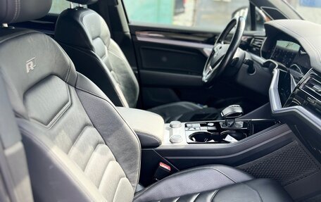 Volkswagen Touareg III, 2019 год, 4 769 000 рублей, 9 фотография