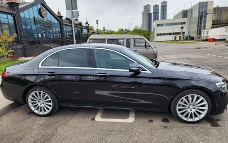 Mercedes-Benz E-Класс, 2021 год, 5 000 000 рублей, 12 фотография