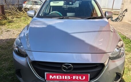 Mazda Demio IV, 2017 год, 1 300 000 рублей, 1 фотография