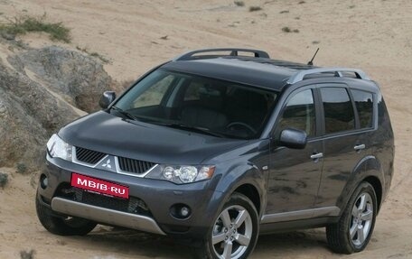 Mitsubishi Outlander III рестайлинг 3, 2008 год, 1 490 000 рублей, 1 фотография