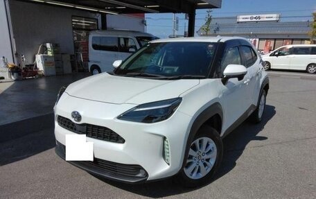 Toyota Yaris Cross, 2021 год, 1 550 000 рублей, 1 фотография