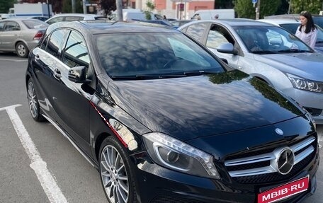 Mercedes-Benz A-Класс, 2015 год, 1 300 000 рублей, 1 фотография