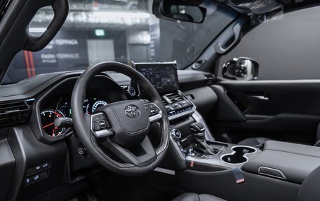 Toyota Land Cruiser, 2024 год, 12 950 000 рублей, 11 фотография